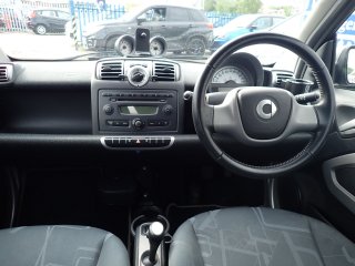 /photos/1992/2eb2ba27-43f2-a3d5-cb53-bfc4a25595bf_i320x240.jpg