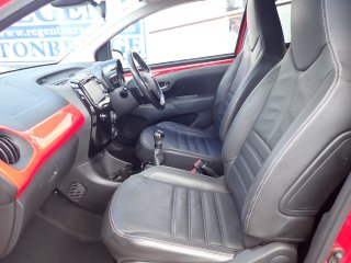 /photos/1992/6c0cd905-1ca1-d3fd-b6f5-53a3ac9c265f_i320x240.jpg