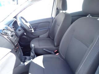 /photos/1992/7fde8187-b25b-b0ee-db6b-081bd98f8537_i320x240.jpg