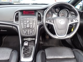 /photos/1992/834f4b33-79f9-3e49-99c6-00b5f96a930f_i320x240.jpg
