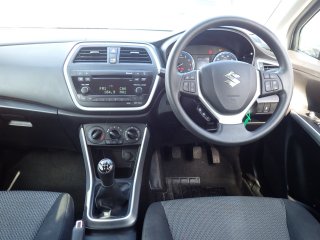/photos/1992/89f337a9-12e3-70f5-3ec8-859bde51021d_i320x240.jpg