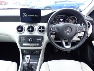 /photos/1992/8a7c78ed-8293-78a6-823a-aeebd75eb9ad_i320x240.jpg