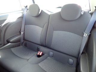 /photos/1992/948d8ea7-85aa-b0ee-6aae-1adf005484a8_i320x240.jpg