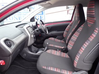 /photos/1992/db2ac88e-01ba-d8e9-954e-d1f67d178081_i320x240.jpg