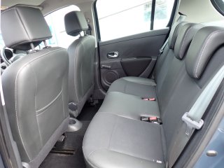 /photos/1992/ddc15e19-60c0-d695-19a0-fea92b5a9864_i320x240.jpg