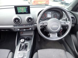 /photos/1992/deda6eb9-5cbd-1049-528e-f72df46e1dd8_i320x240.jpg