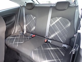 /photos/1992/e27bd5d3-36f9-b68a-0c33-6e76189b5317_i320x240.jpg