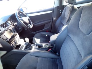 /photos/1992/f90a3594-e09d-7c2d-2f2a-0d1daa57090a_i320x240.jpg